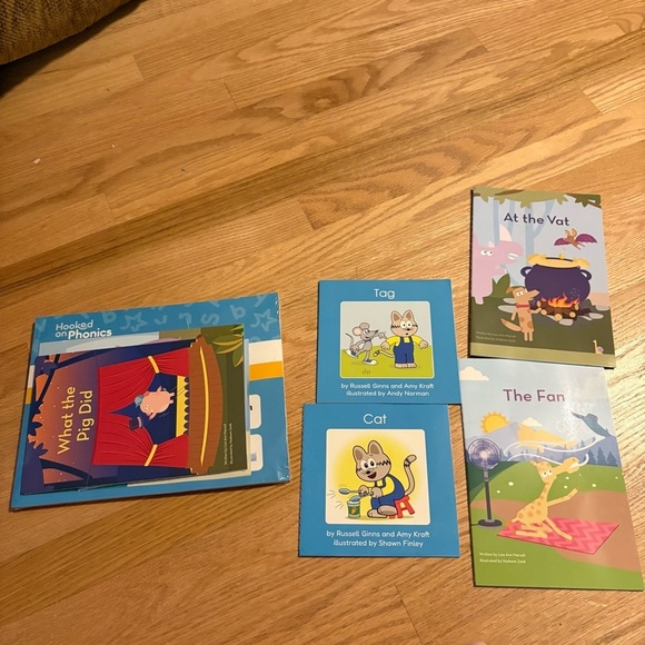 Hooked on Phonics Monthly Workbook NEW & Reading Books Homeschool - Picture 2 of 4